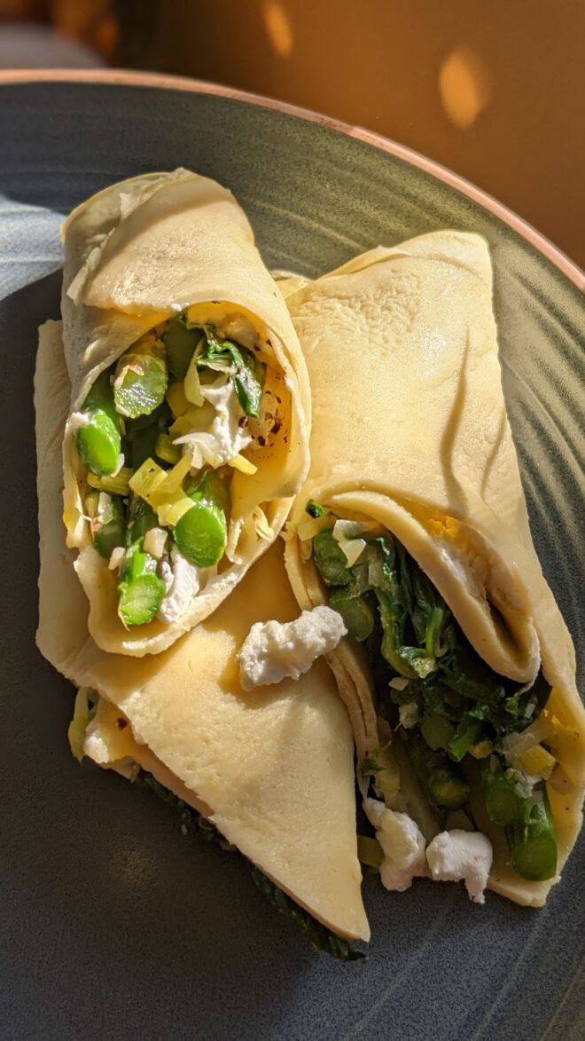 Stuffed Crepes with Asparagus, leeks, spinach and goat cheese